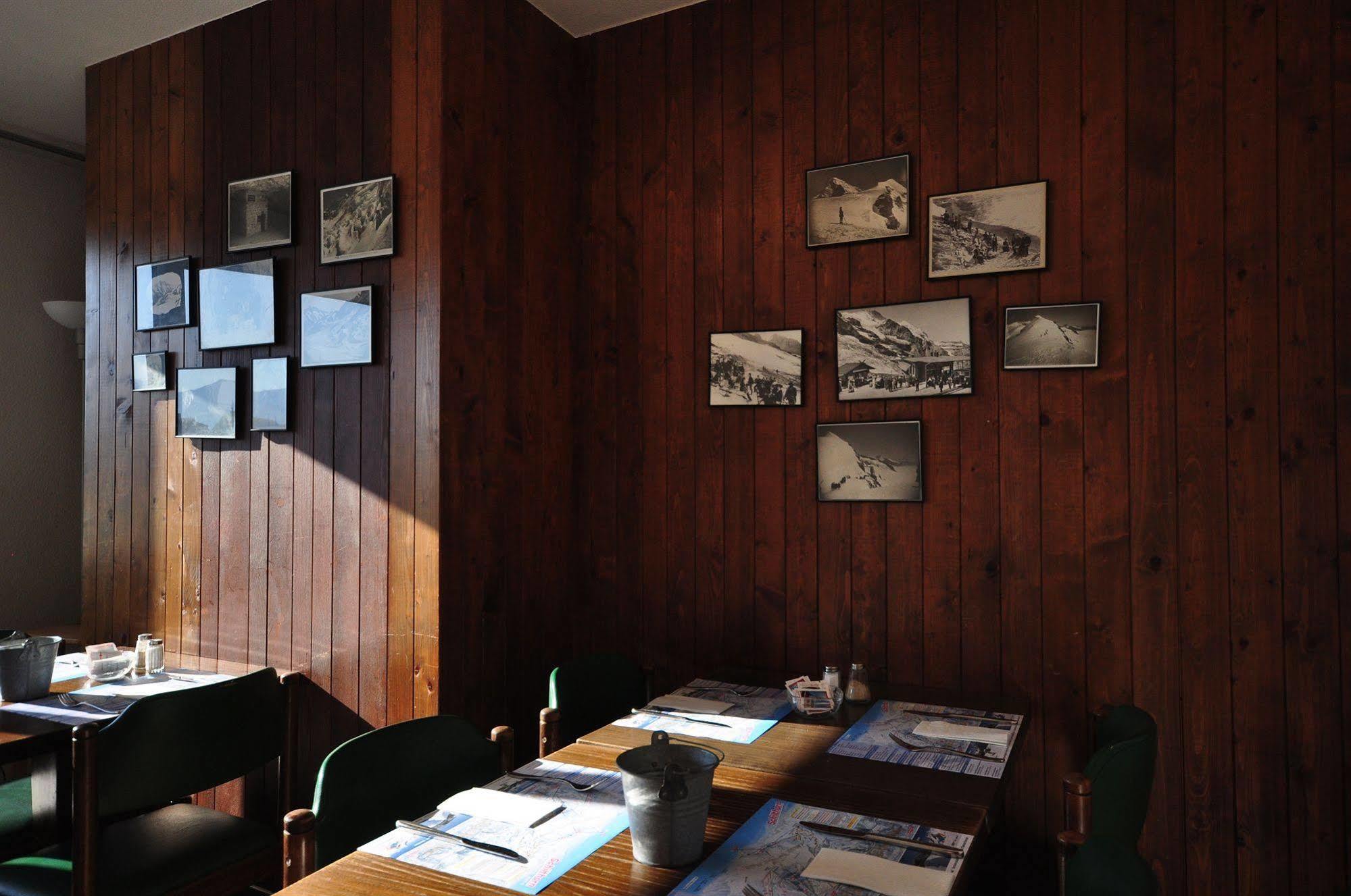 Hotel Merkur - West Station Интерлакен Экстерьер фото